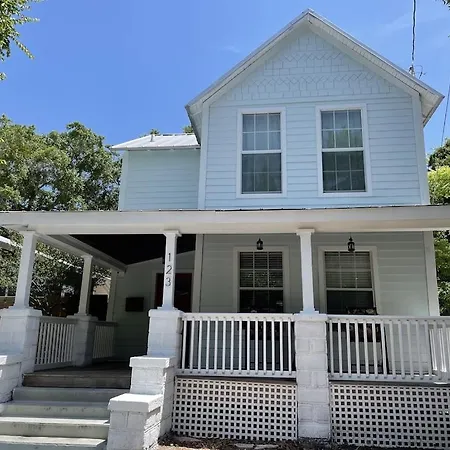 Updated Red Door Revival In Downtown Saint Augustine